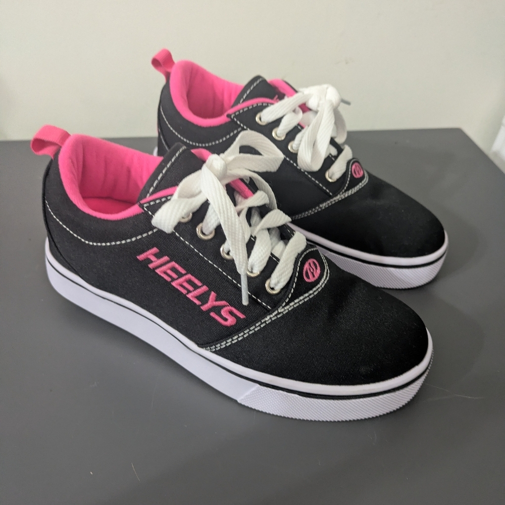 Heelys Pro20 HE100760H Youth Size 4 Women's Size 5 Excellent Pink And Black